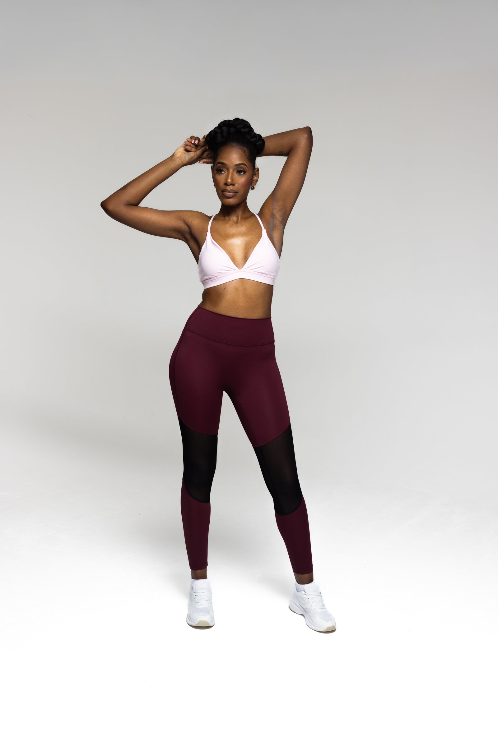 Lume V-Neck Sports Bra